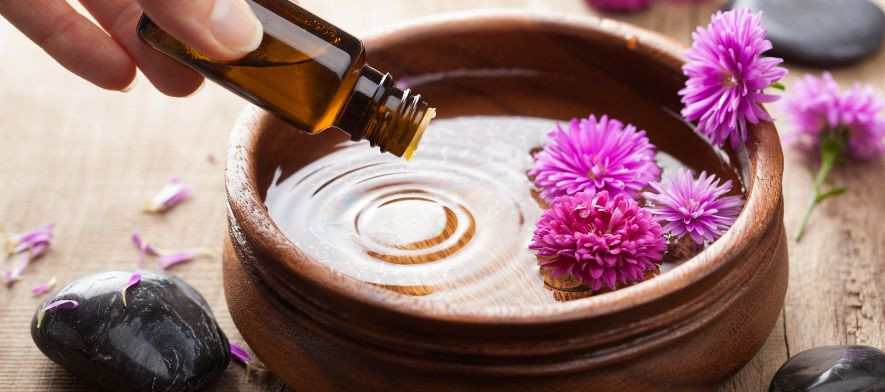 Les bienfaits des huiles essentielles et de l'aromathérapie : Une voie naturelle vers le bien-être